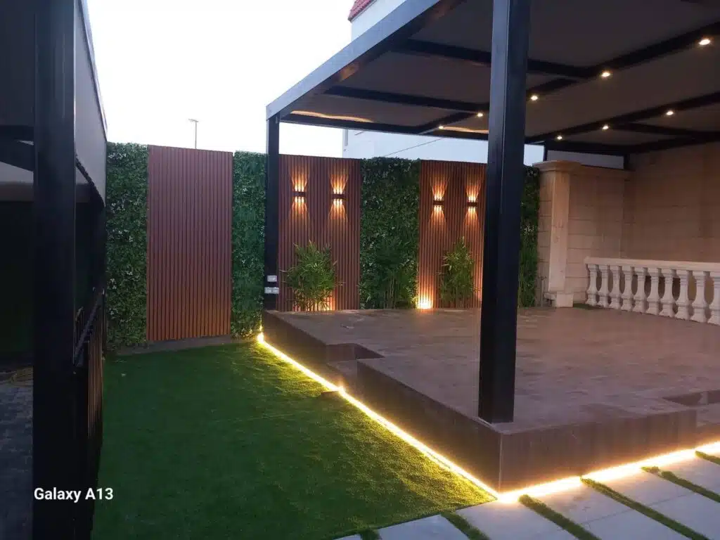 تصميم حدائق الرياض — تقسيم الحديقة إلى مناطق جلوس وممرات ومسطحات خضراء